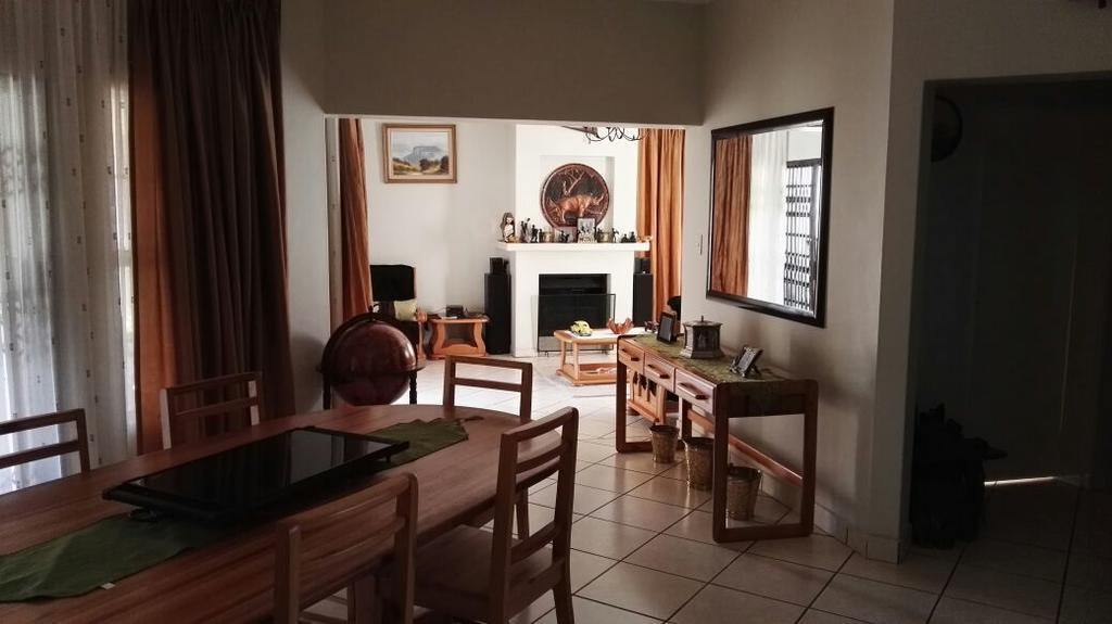 Ezulwini Guest House Luaran gambar