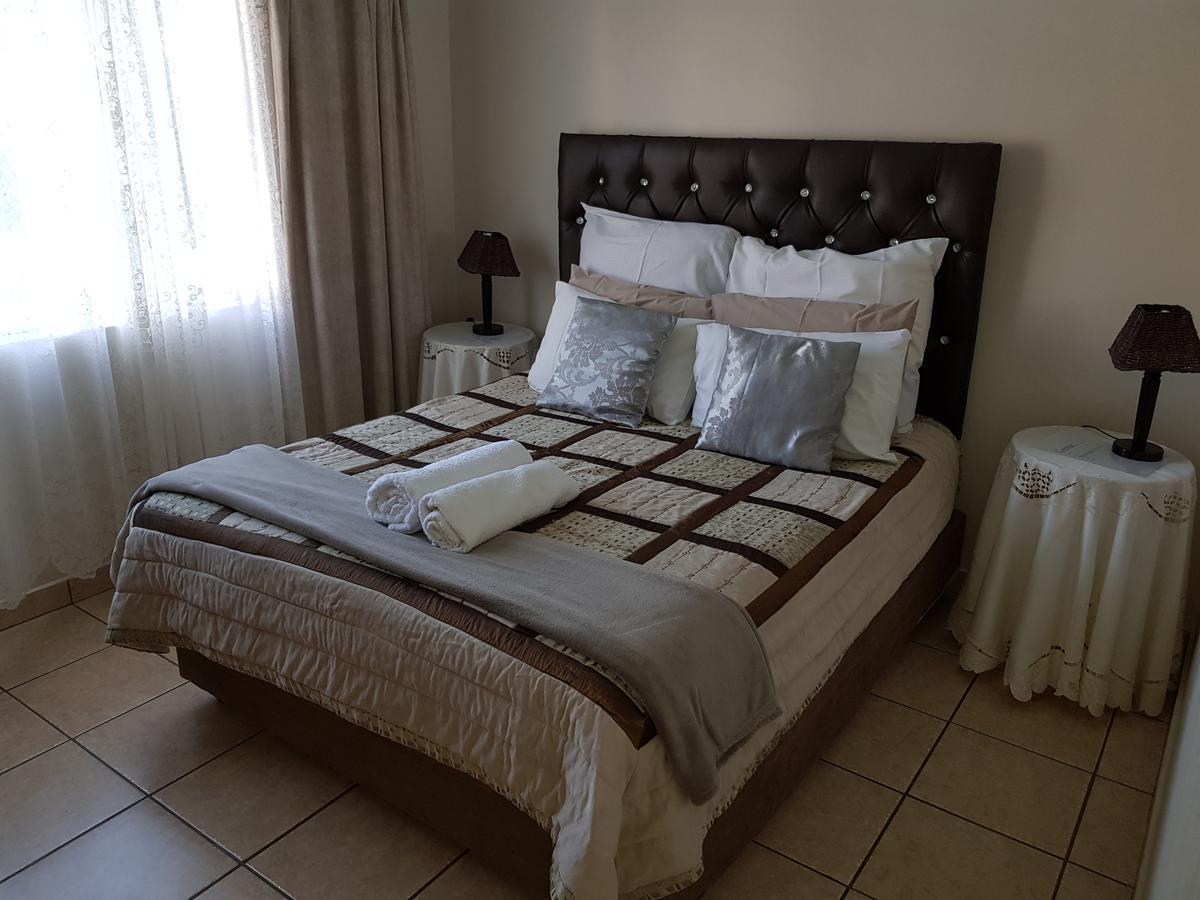 Ezulwini Guest House Luaran gambar