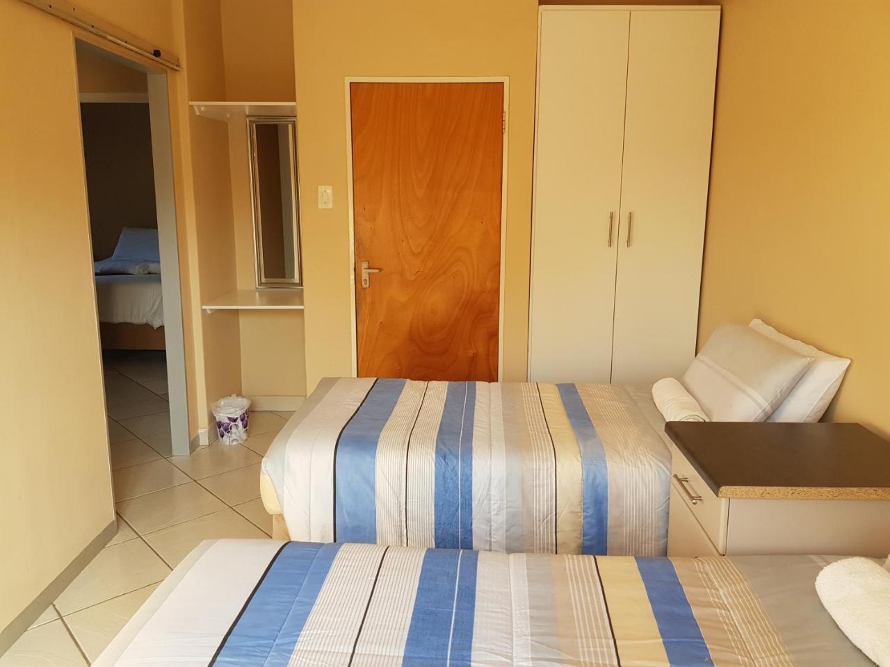 Ezulwini Guest House Luaran gambar