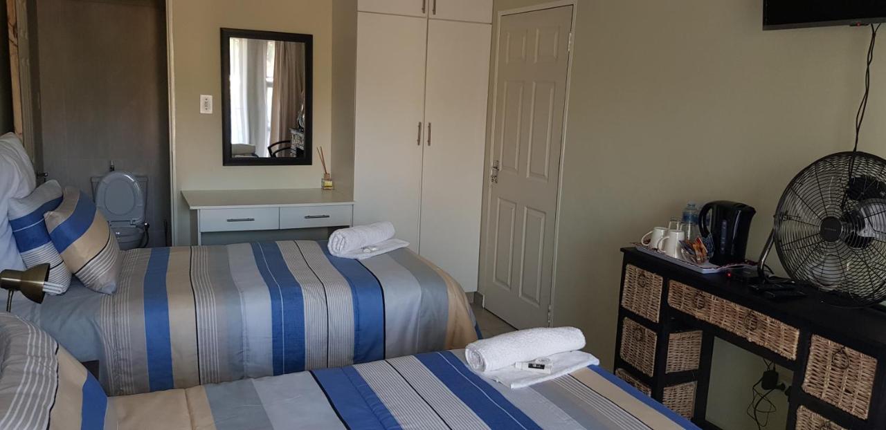 Ezulwini Guest House Luaran gambar